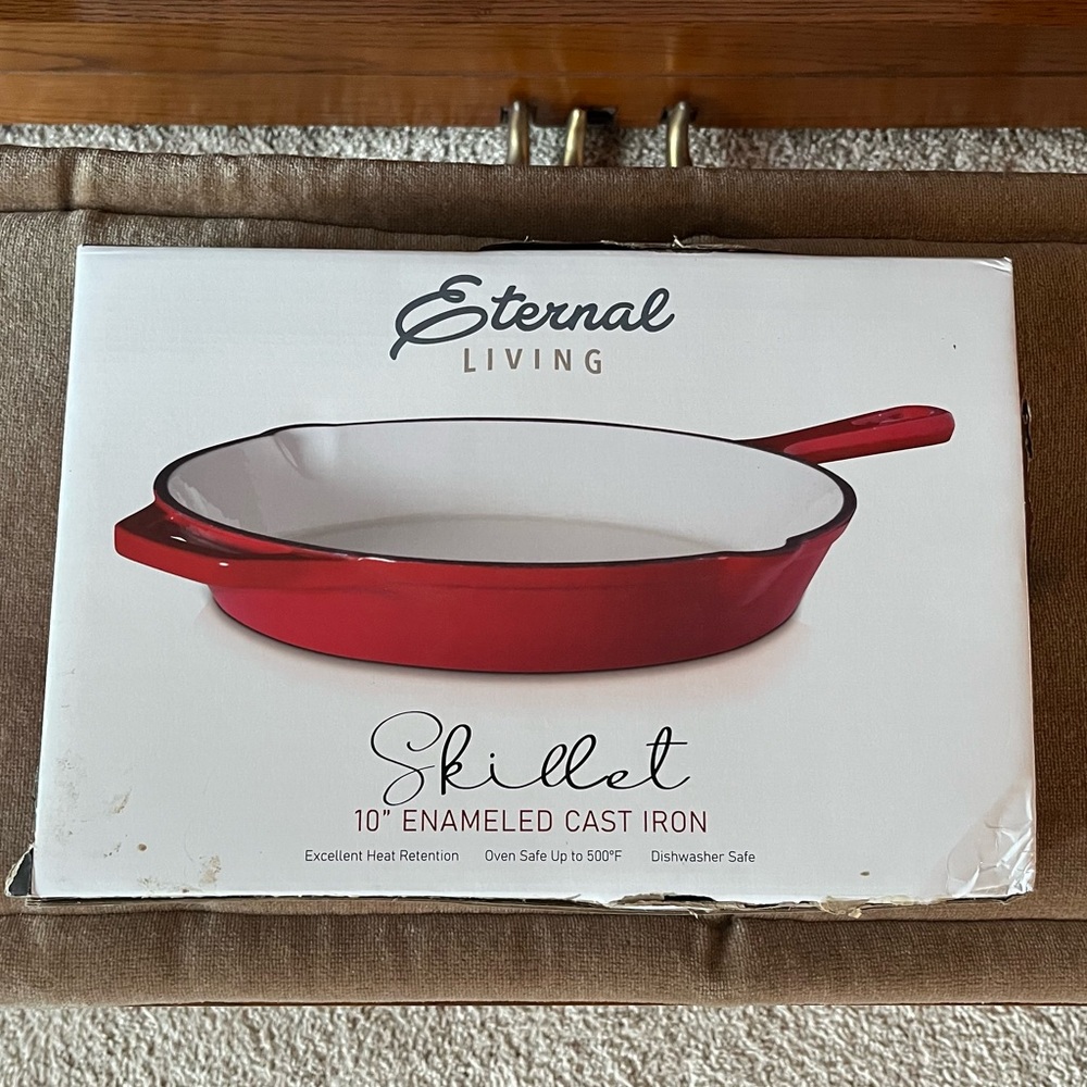 Eternal Living 10” Enameled Cast Iron Skillet